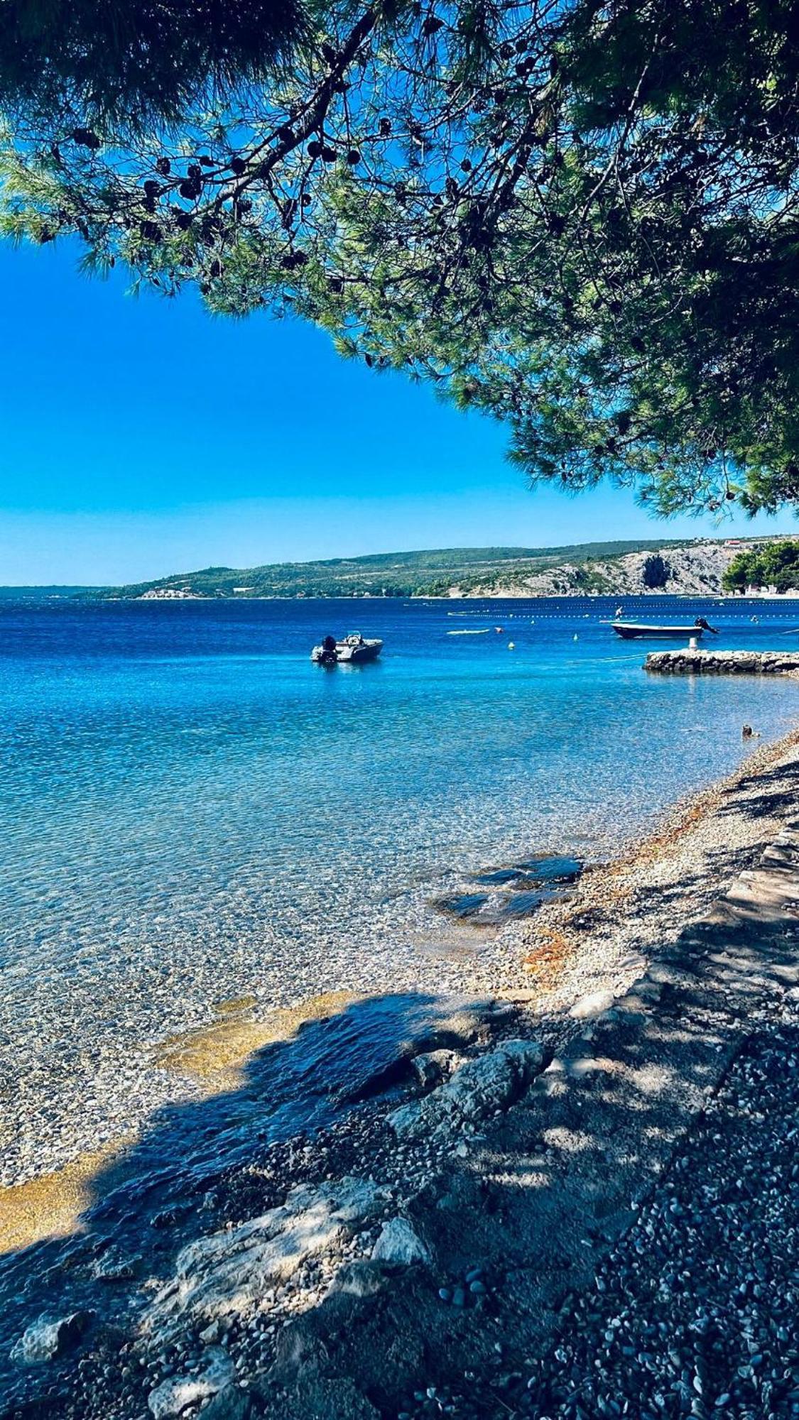 Modern Seeview Apartment Maslenica With Free Wifi, Free Parking, 300M From Beach 외부 사진